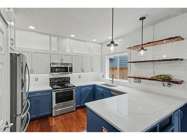 1462 BARNICK Rd, Keizer, OR 97303