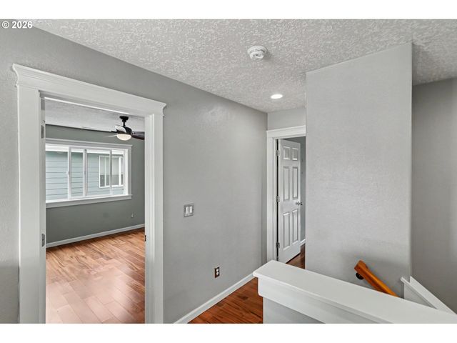1462 BARNICK Rd, Keizer, OR 97303