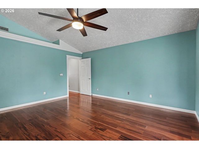 1462 BARNICK Rd, Keizer, OR 97303