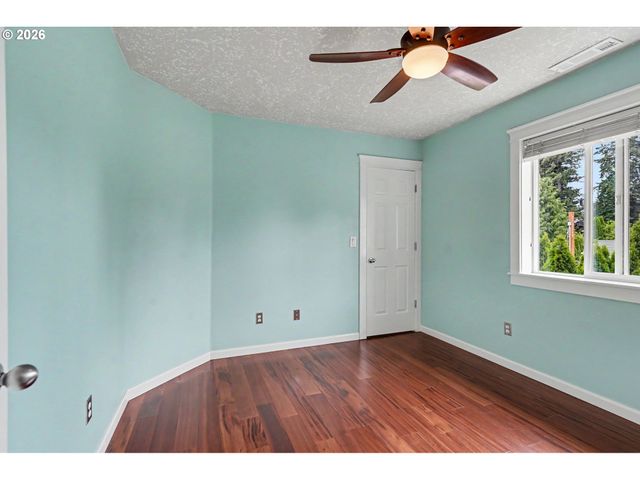 1462 BARNICK Rd, Keizer, OR 97303
