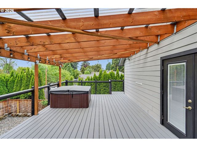 1462 BARNICK Rd, Keizer, OR 97303