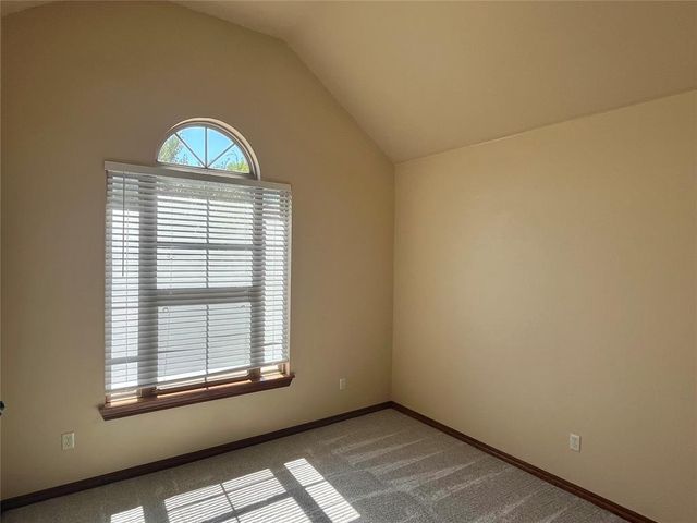 3605 Oakridge Circle, Edmond, OK 73034