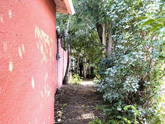 902 State St, Trinidad, CO 81082