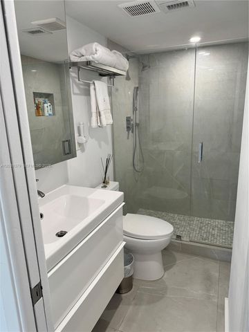 1865 Brickell Avenue A1411, Miami, FL 33129