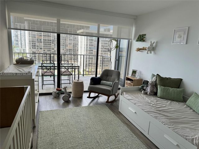 1865 Brickell Avenue A1411, Miami, FL 33129