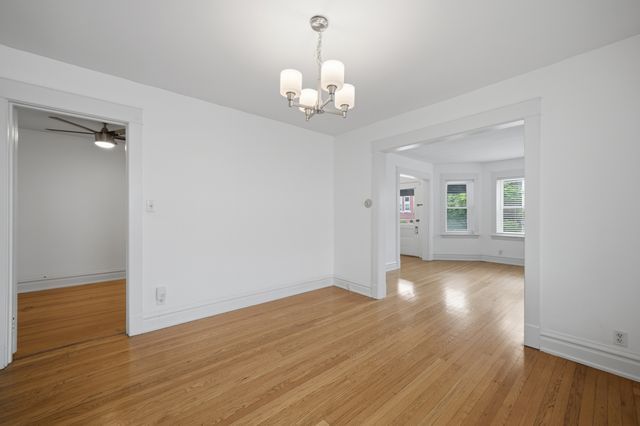 212 N Marion Street, Oak Park, IL 60302
