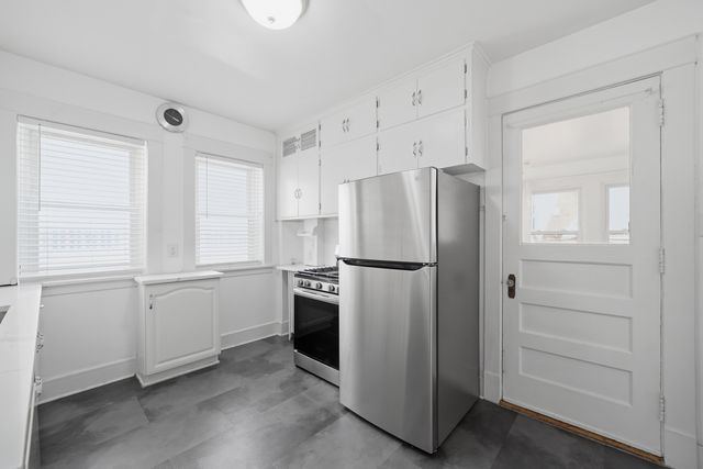 212 N Marion Street, Oak Park, IL 60302