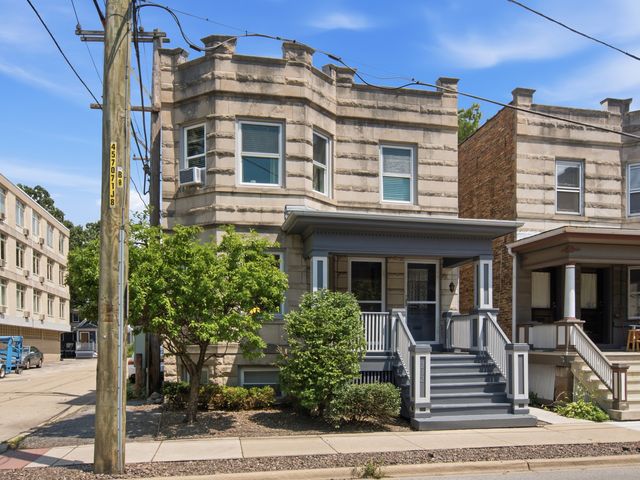 212 N Marion Street, Oak Park, IL 60302