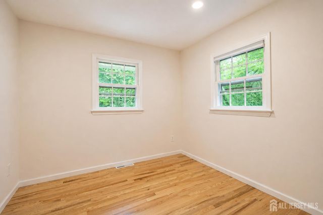 129 Cottrell Road, Old Bridge, NJ 07747