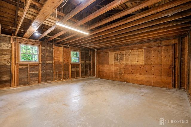 129 Cottrell Road, Old Bridge, NJ 07747
