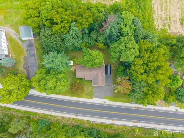 129 Cottrell Road, Old Bridge, NJ 07747