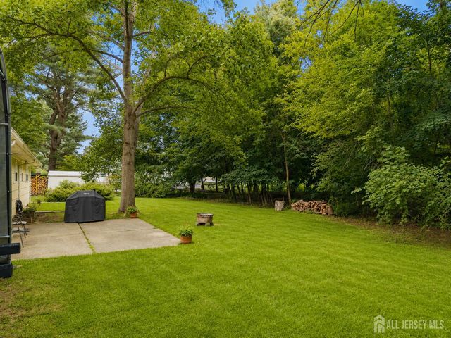 129 Cottrell Road, Old Bridge, NJ 07747