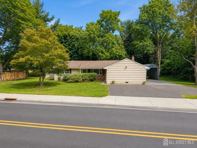 129 Cottrell Road, Old Bridge, NJ 07747