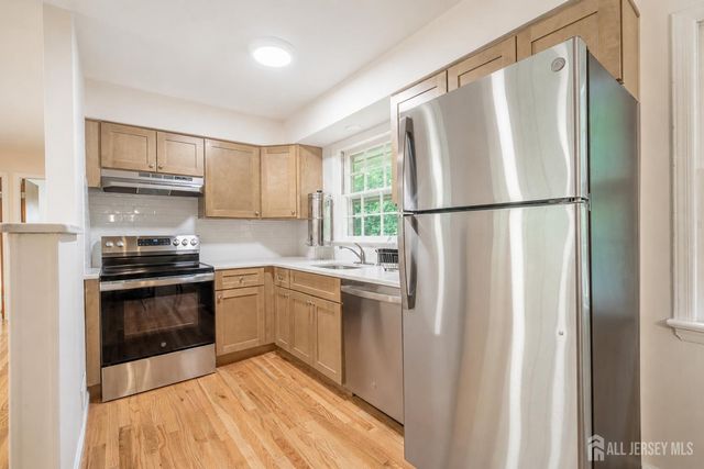 129 Cottrell Road, Old Bridge, NJ 07747