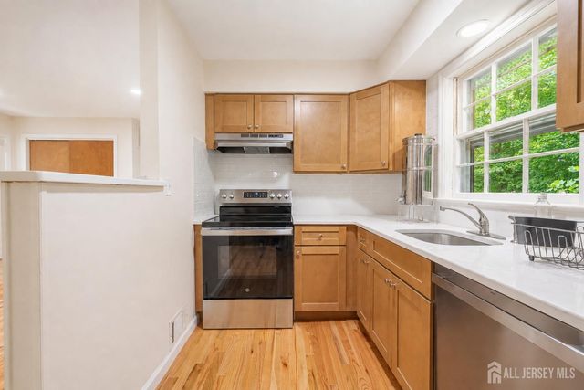 129 Cottrell Road, Old Bridge, NJ 07747