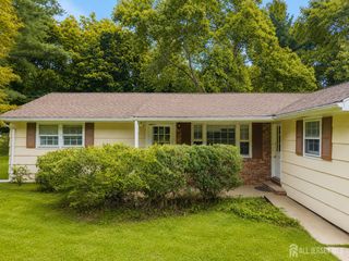 129 Cottrell Road, Old Bridge, NJ 07747