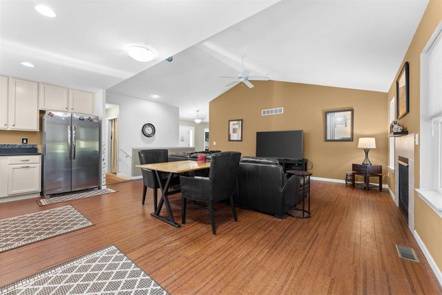 521 Marblewood Lane, Saline, MI 48176