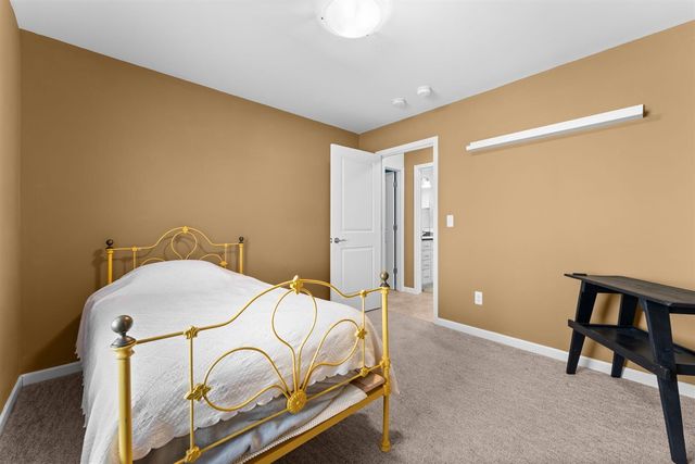 521 Marblewood Lane, Saline, MI 48176