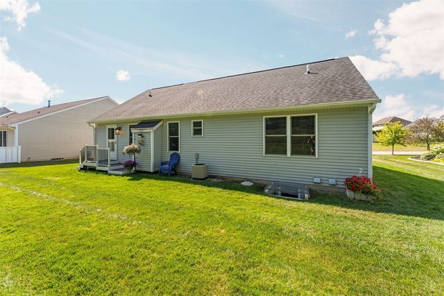 521 Marblewood Lane, Saline, MI 48176