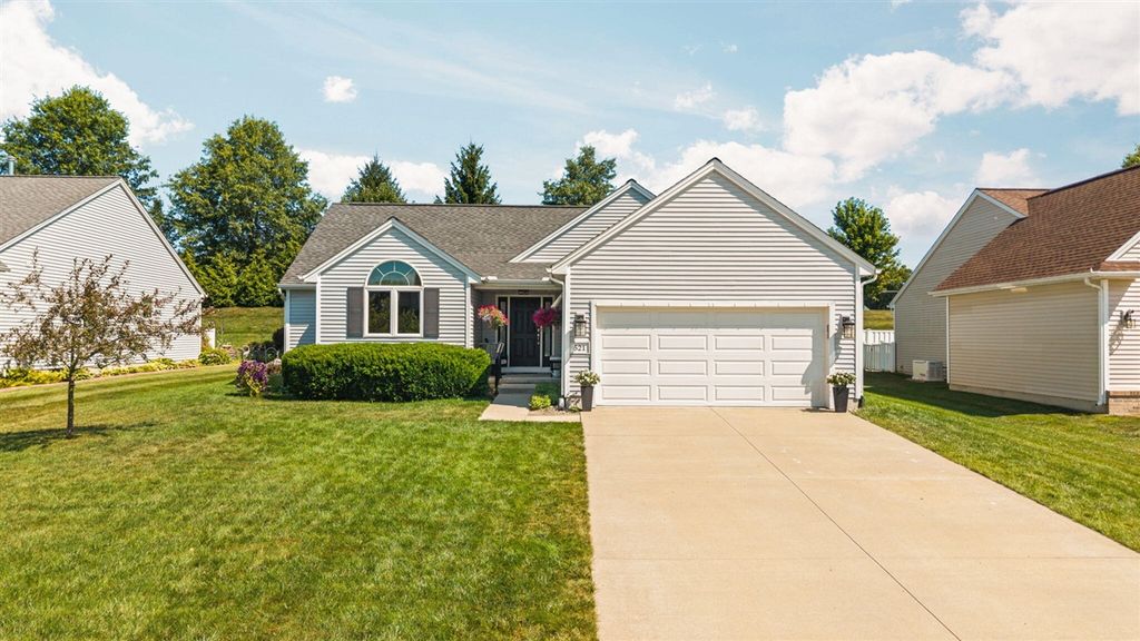 521 Marblewood Lane, Saline, MI 48176