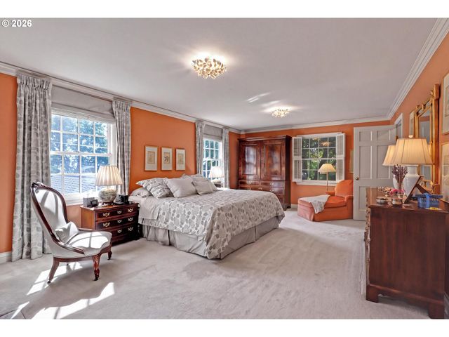 3484 Sw BRENTWOOD Dr, Portland, OR 97201