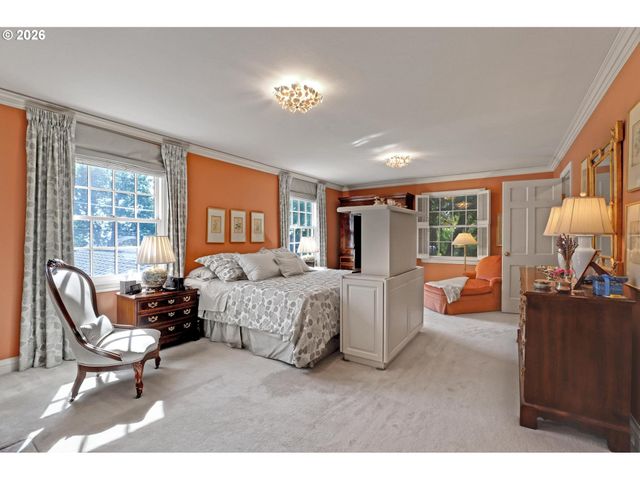 3484 Sw BRENTWOOD Dr, Portland, OR 97201