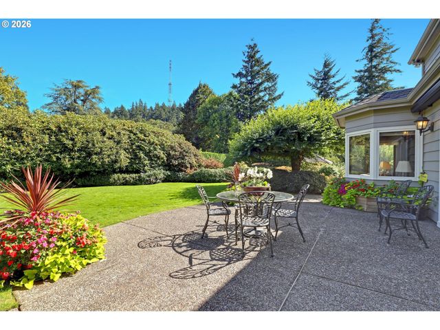 3484 Sw BRENTWOOD Dr, Portland, OR 97201