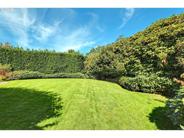 3484 Sw BRENTWOOD Dr, Portland, OR 97201