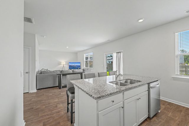 413 Cedarview Road, Summerville, SC 29486