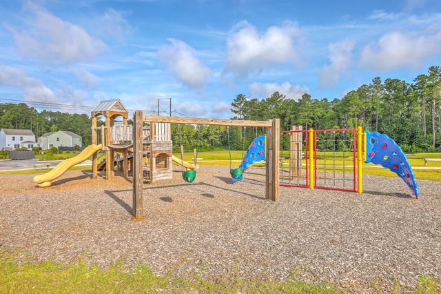 413 Cedarview Road, Summerville, SC 29486