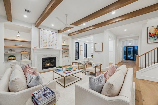 1204 W Drew Street, Houston, TX 77006