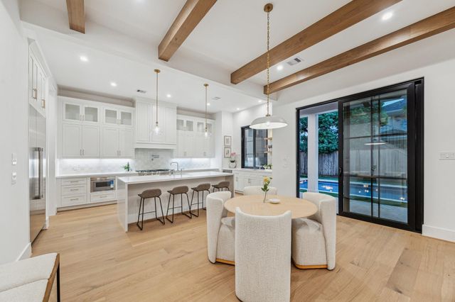 1204 W Drew Street, Houston, TX 77006