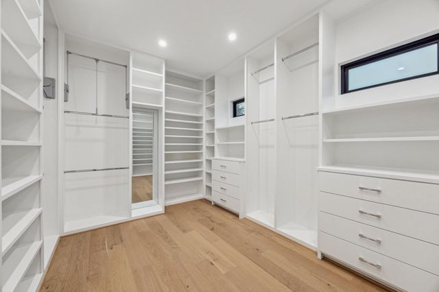 1204 W Drew Street, Houston, TX 77006