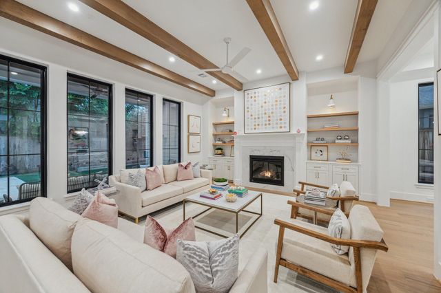 1204 W Drew Street, Houston, TX 77006