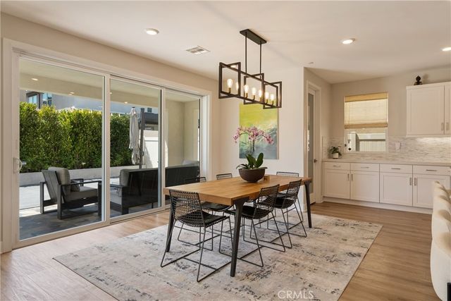 21171 Strathmoor, Huntington Beach, CA 92646