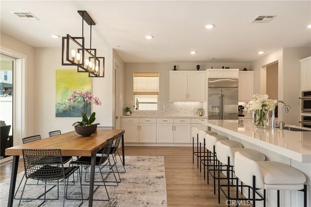 21171 Strathmoor, Huntington Beach, CA 92646