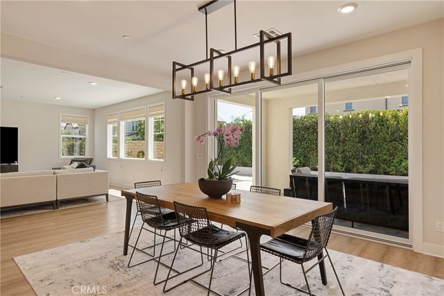 21171 Strathmoor, Huntington Beach, CA 92646