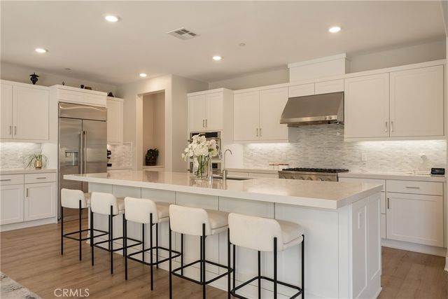 21171 Strathmoor, Huntington Beach, CA 92646