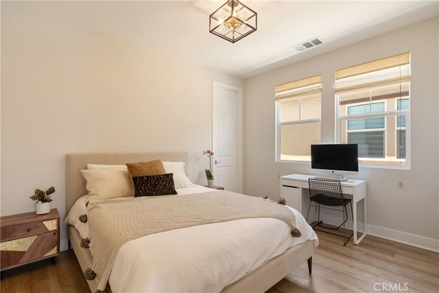 21171 Strathmoor, Huntington Beach, CA 92646
