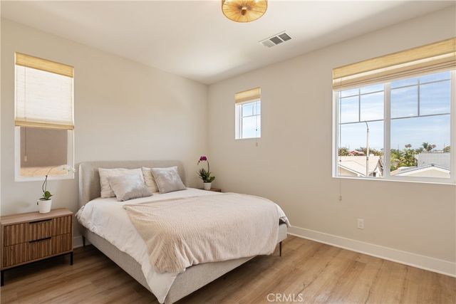 21171 Strathmoor, Huntington Beach, CA 92646
