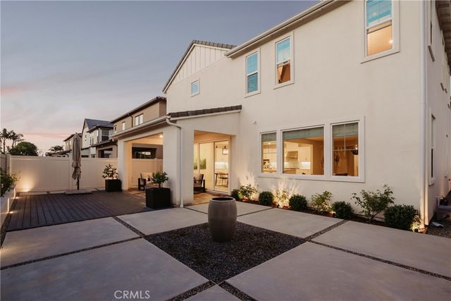 21171 Strathmoor, Huntington Beach, CA 92646