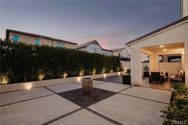 21171 Strathmoor, Huntington Beach, CA 92646