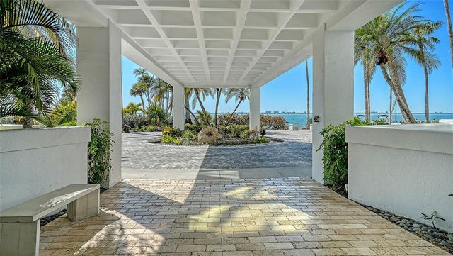 888 BOULEVARD OF THE ARTS 1401, Sarasota, FL 34236