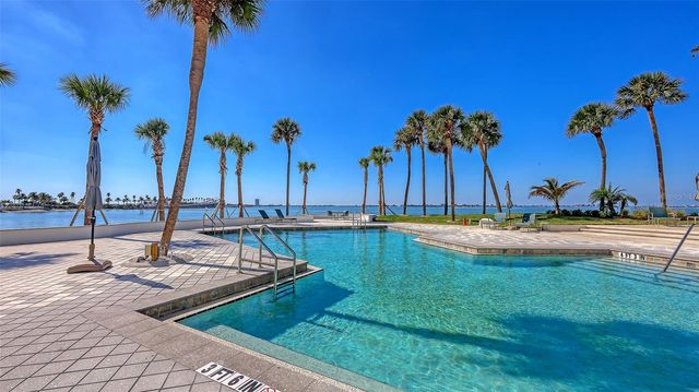 888 BOULEVARD OF THE ARTS 1401, Sarasota, FL 34236