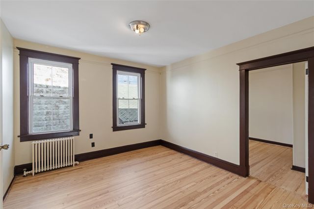 226 Glen Cove Avenue 2, Glen Cove, NY 11542