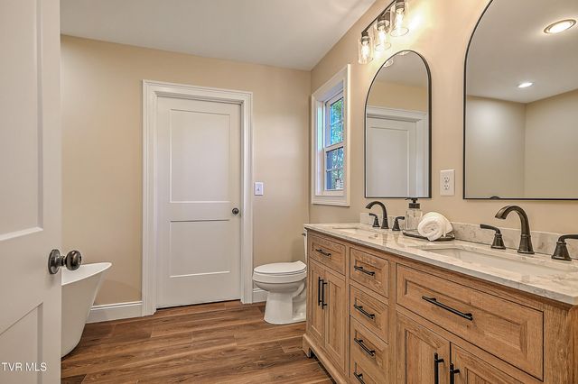 100 Polo Drive, Blountville, TN 37617