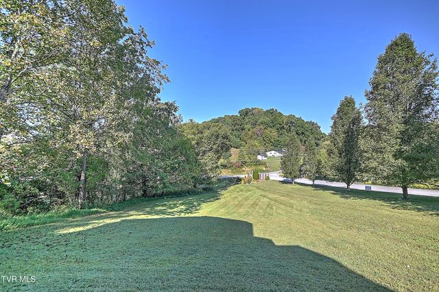 100 Polo Drive, Blountville, TN 37617