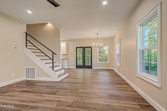 100 Polo Drive, Blountville, TN 37617