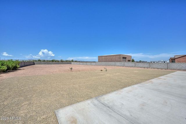 21836 W QUAILS NEST --, Wittmann, AZ 85361