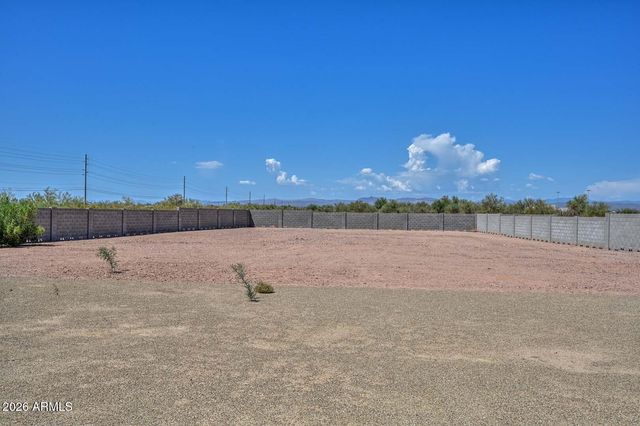 21836 W QUAILS NEST --, Wittmann, AZ 85361